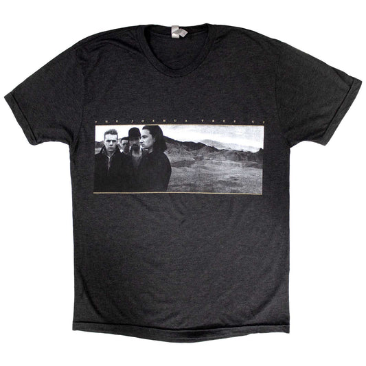 Een foto van een U2 T-Shirt