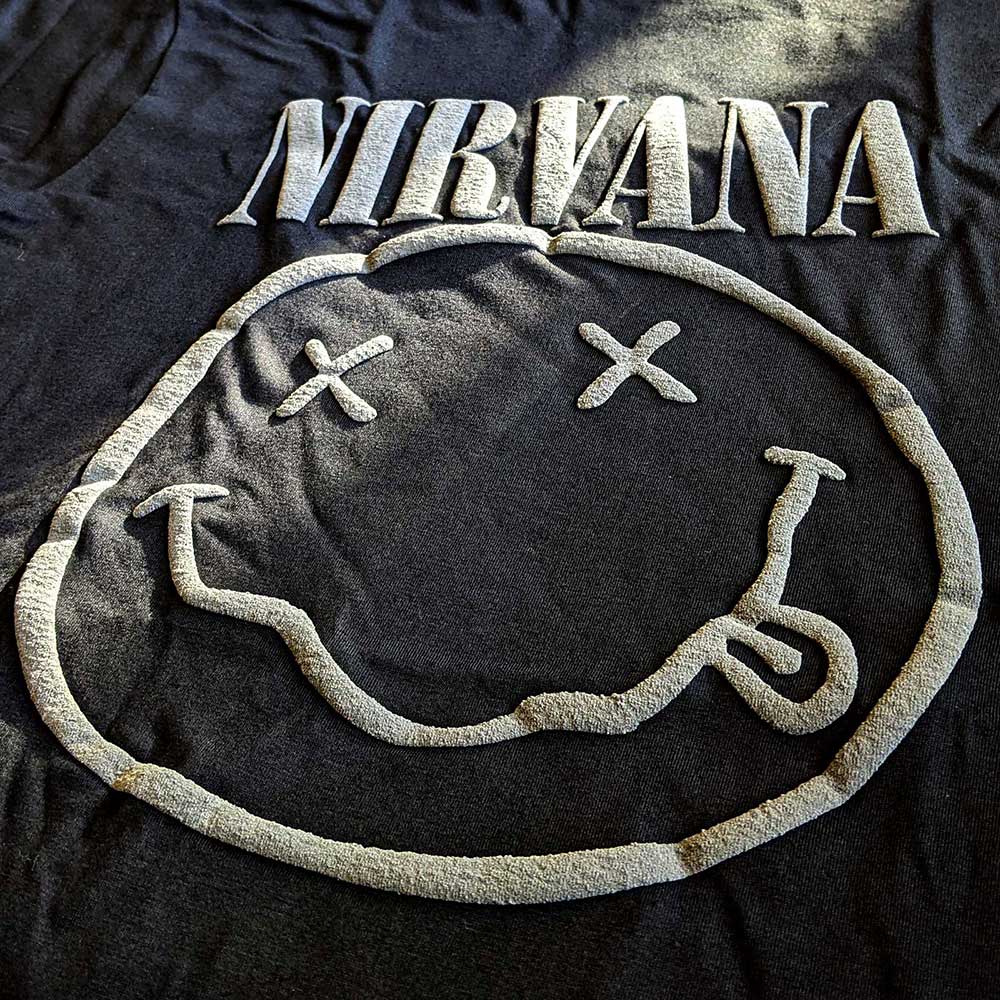 Nirvana Unisex Hi-Build T-Shirt: Black Happy Face Hi-Build T-Shirt