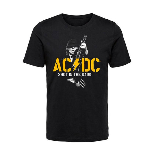 Een foto van een AC/DC T-Shirt
