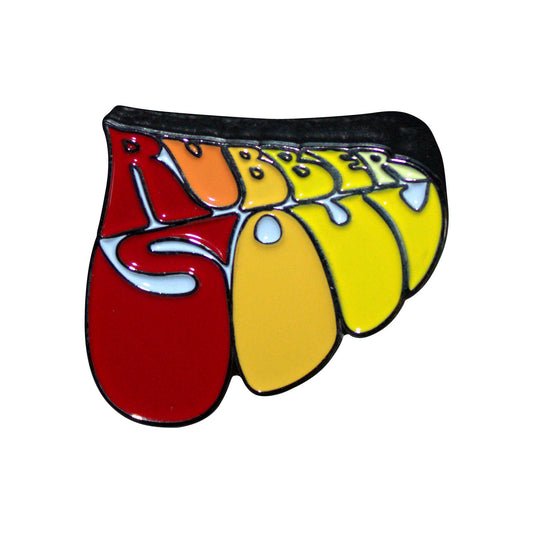 Een foto van een The Beatles Speld Badge