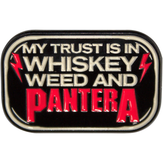 Een foto van een Pantera Speld Badge